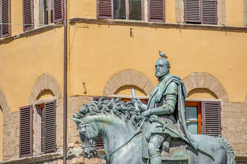 Obraz premium Còsimo di Giovanni degli Mèdici statue in Florence, Italy