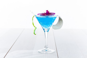 Molecular mixology - Cocktail with caviar