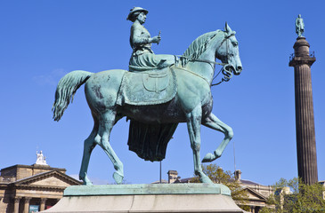 Obraz premium Queen Victoria Statue in Liverpool