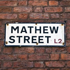 Fototapeta na wymiar Mathew Street Sign in Liverpool