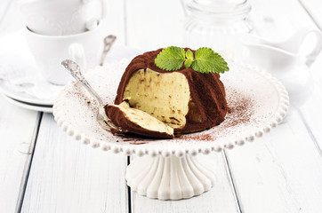 Vanille Pudding mit Kakao