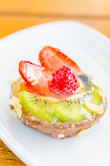 Fruit tart
