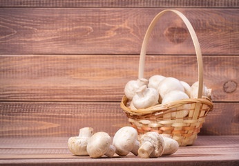 Obraz na płótnie Canvas Basket with mushrooms