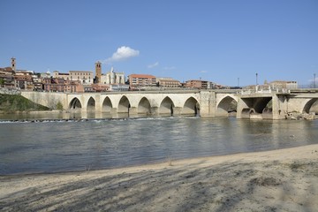 Fototapeta premium Puente sobre el río Duero, Tordesillas