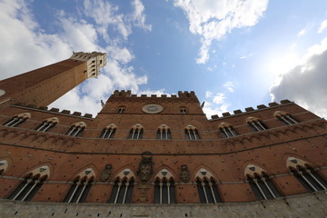 Architecture of Italy. Siena - one of the largest tourist center