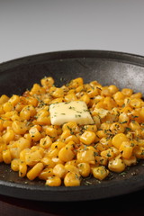 子供笑顔　コーンバター