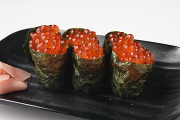 イクラの軍艦寿し