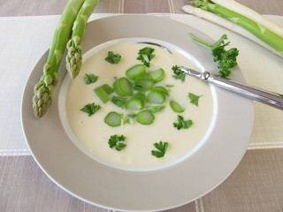 Spargelsuppe