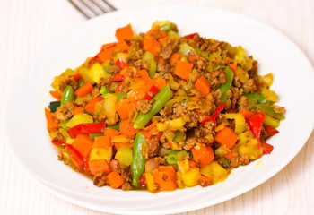 minced meat with mixed vegetables