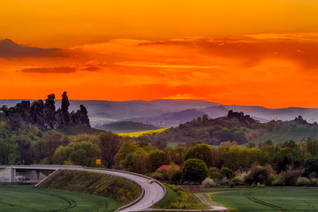 Teufelsmauer bei Thale im Sonnenuntergang