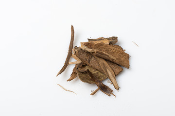 cinnamon stick pieces