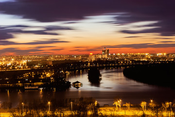 Fototapeta na wymiar Nowy Belgrad i zbiegu rzek Dunaju i Sawy, Belgrad