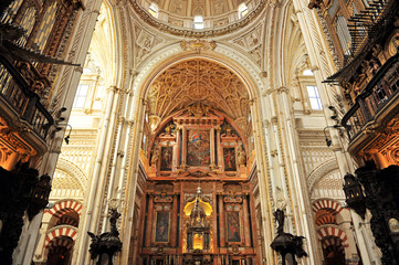 Interior de la catedral de Córdoba, Andalucía, España
