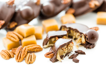 Caramel Pecan Turtles