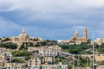 Fototapeta na wymiar Kościół parafialny w Mgarr, w maltańskiej wyspie Gozo.