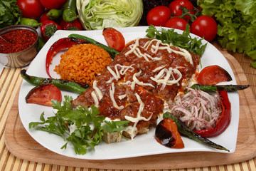 Yoğurtlu Adana Kebap