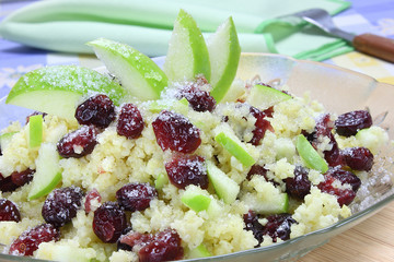 Millet with apple, cranberries and sugar