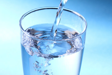 注がれる水