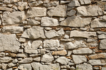 Mur de pierres calcaires