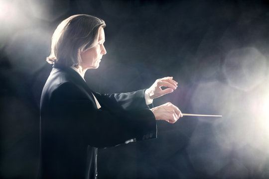 Orchestra conductor inspired maestro