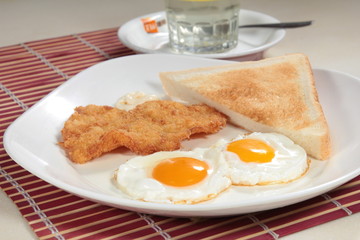 朝食