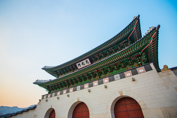 Fototapeta premium Gyeongbokgung Palace in Seoul , South Korea