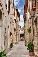 Fototapeta na wymiar antique Italian alley
