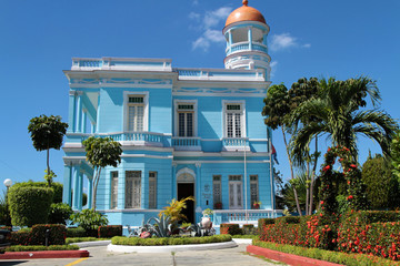 Obraz premium Palais colonial à Cienfuegos