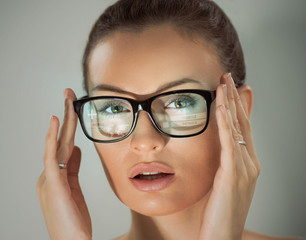 Woman glasses virtual interface built-in screen