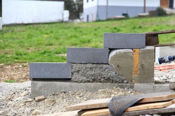 hausbau treppenstufen setzen IV