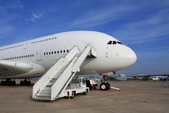 Passenger aircraft