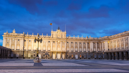 Obraz premium Evening view of Royal Palace