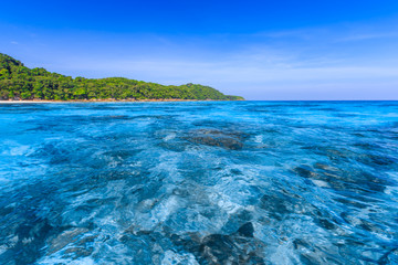 Fototapeta na wymiar Crystal clear sea of tropical island
