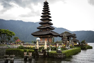 Fotobehang Temple Bali © Thananithaporn