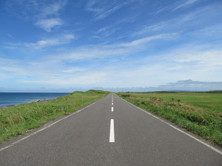 海沿いの一本道