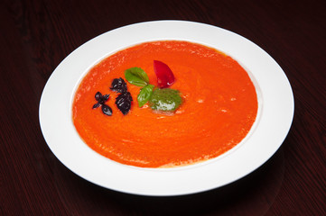 The menu - photo - spicy tomato cream soup