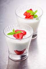 Fresh Yoghurt Glasses
