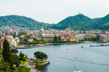 Panorama Lago di Como e Duomo, Italia - obrazy, fototapety, plakaty
