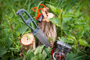 Messer beim Survivaltraining