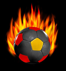 Fototapeta premium Fußball mit Feuer