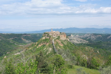 civita bagnoregio veduta paese