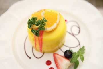 slice of lemon cheese cake