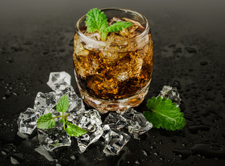 whiskey with ice and mint