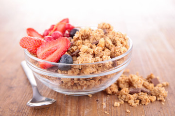 granola and berries