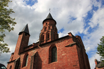 Fototapeta na wymiar Clocher de l'église de Collonges-la-Rouge.