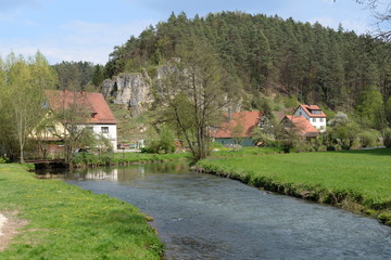 Fototapeta na wymiar Lungsdorf, Pegnitztal