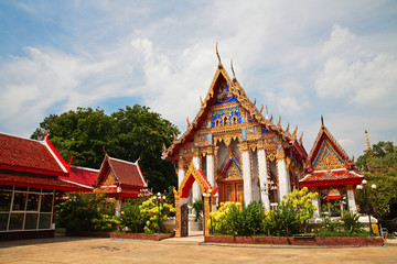 Thai temple architecture in Pathum Thani