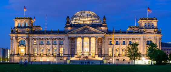 Fotobehang Rijksdaggebouw in Berlijn © draghicich