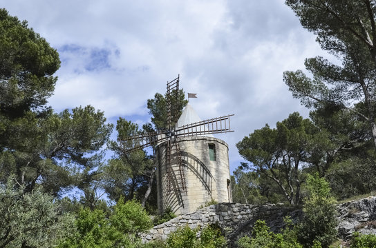 moulin barbentane