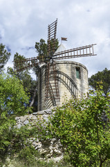 moulin barbentane